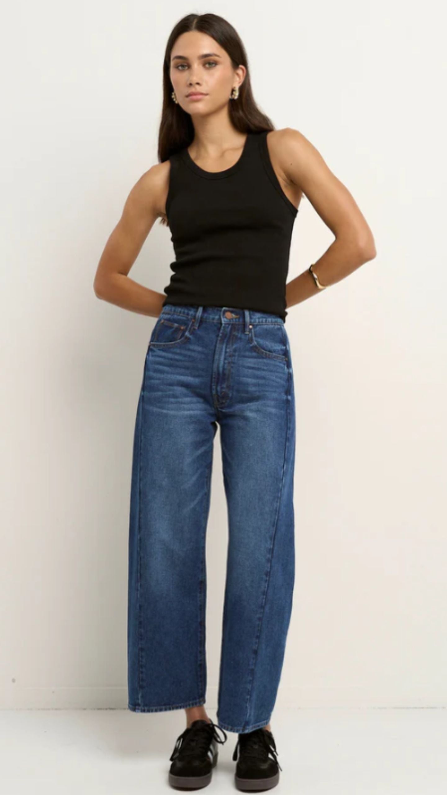 Varsity Forward Seam Barrel Jeans