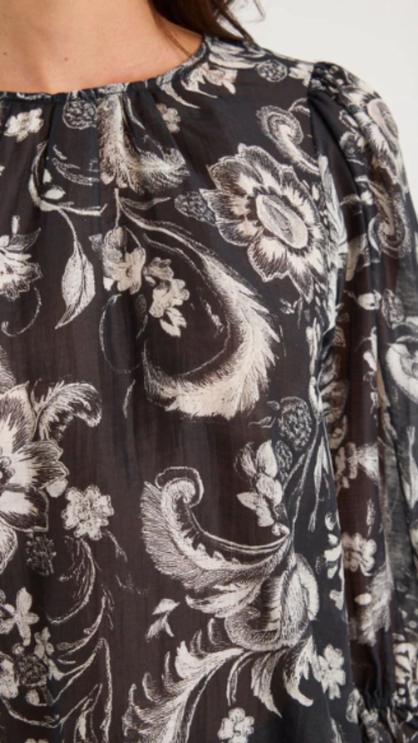 Briefly Frill Sleeve Crew Neck Top