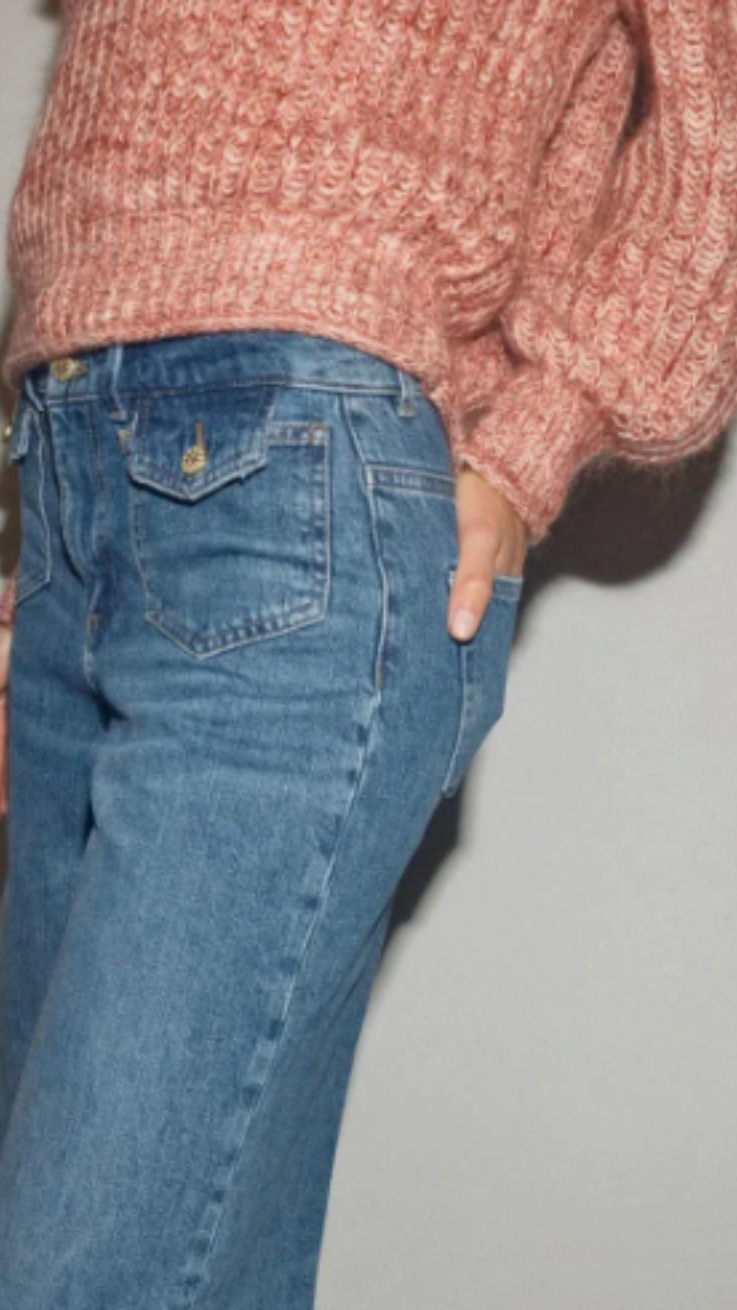 Jaylin V-Neck Knit
