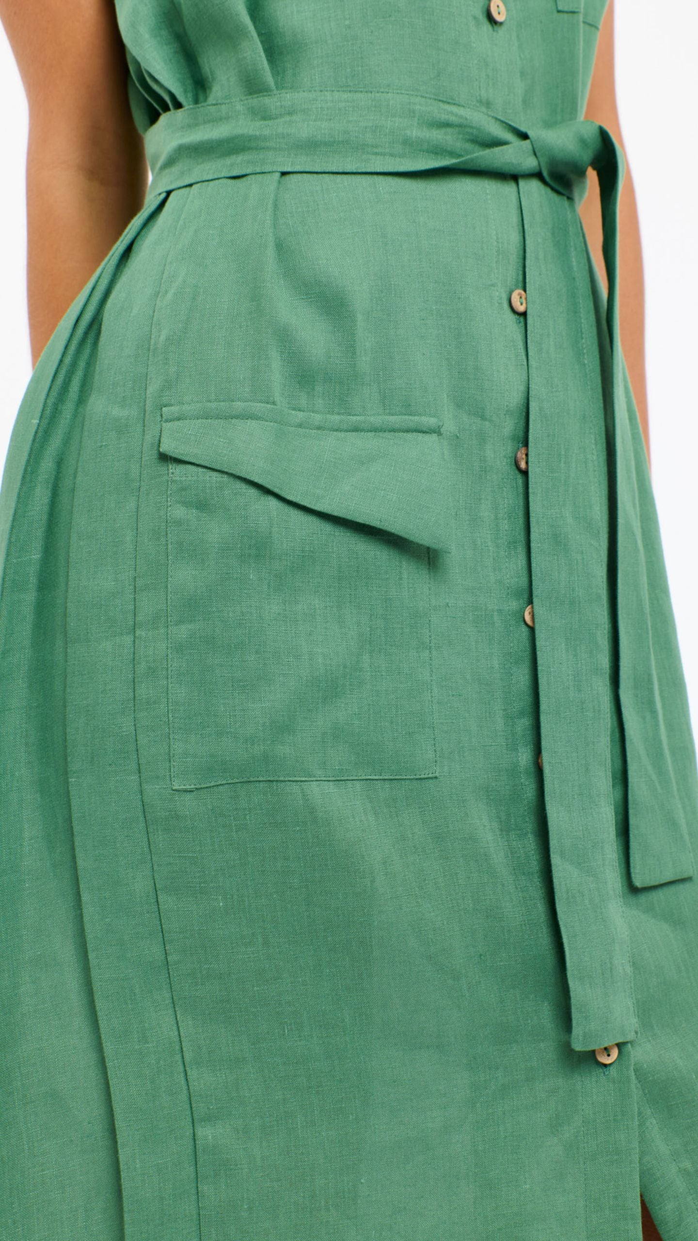 Estivo Linen Dress