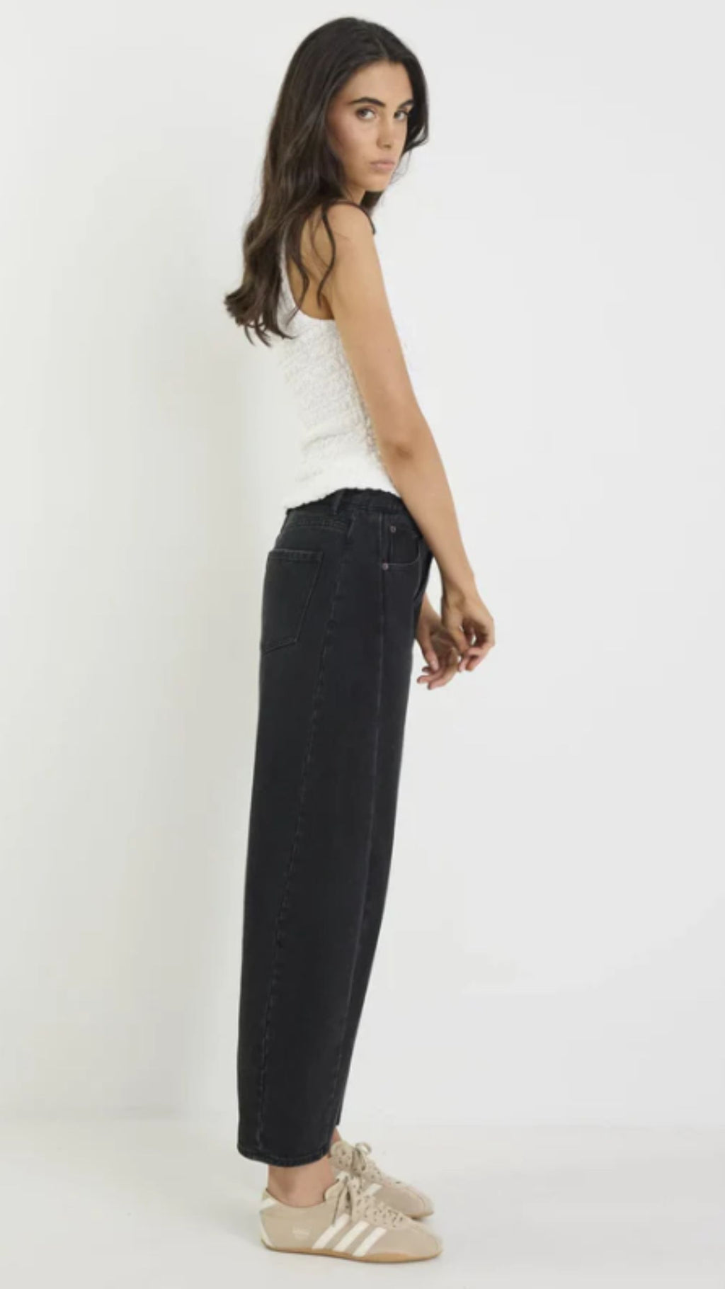 Varsity Forward Seam Barrel Jeans