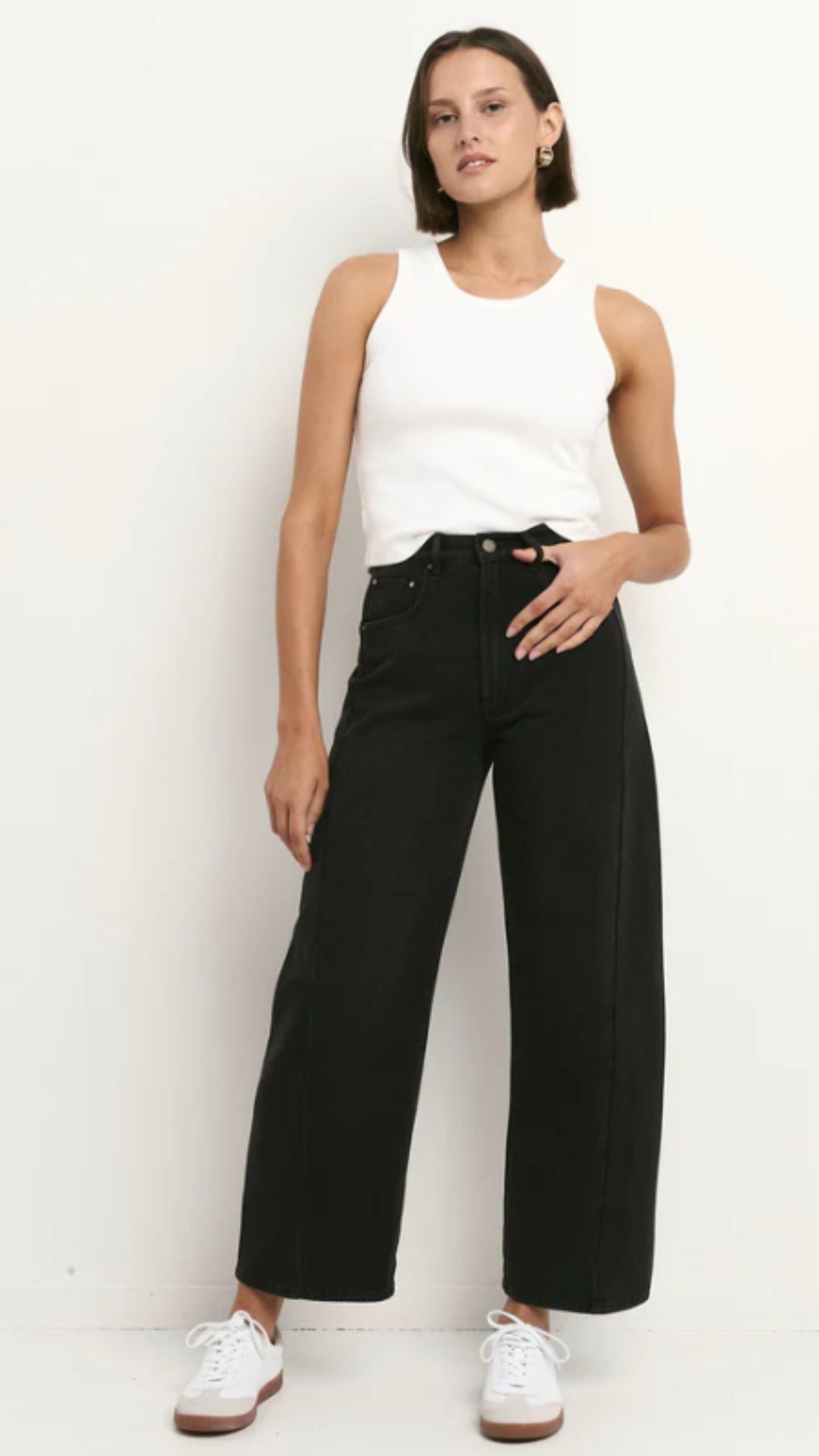 Varsity Forward Seam Barrel Jeans