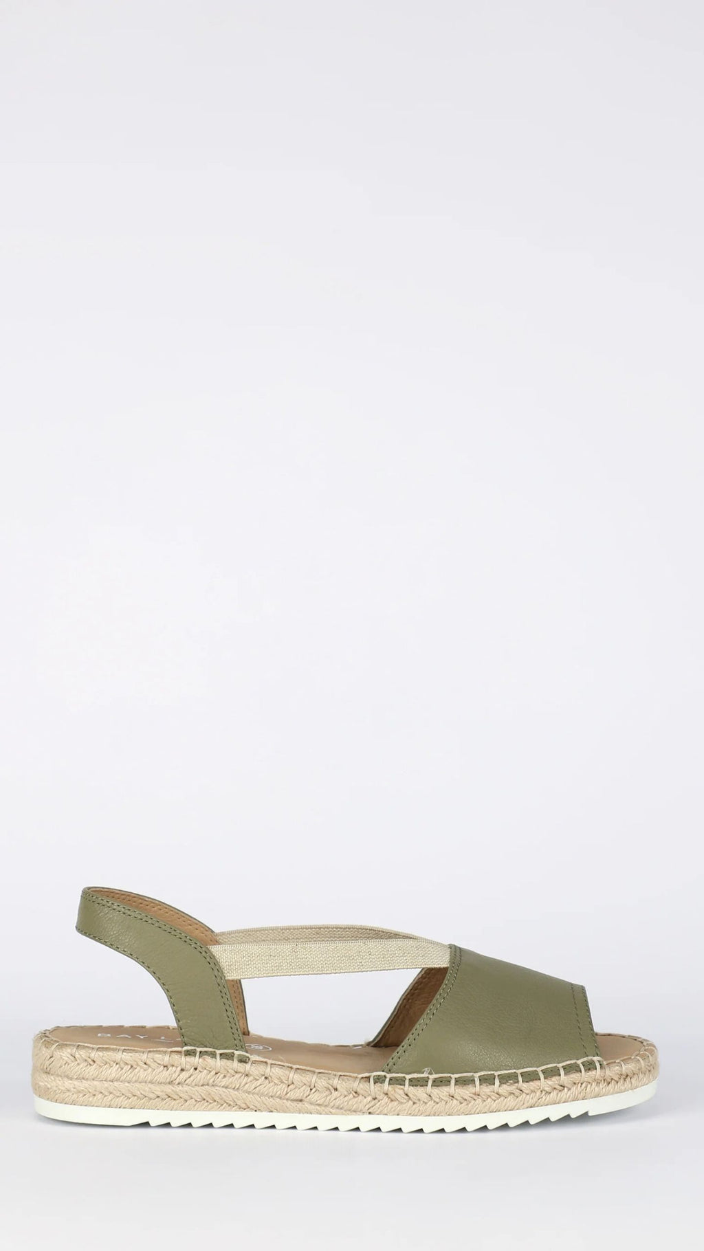 Claudia Sandal