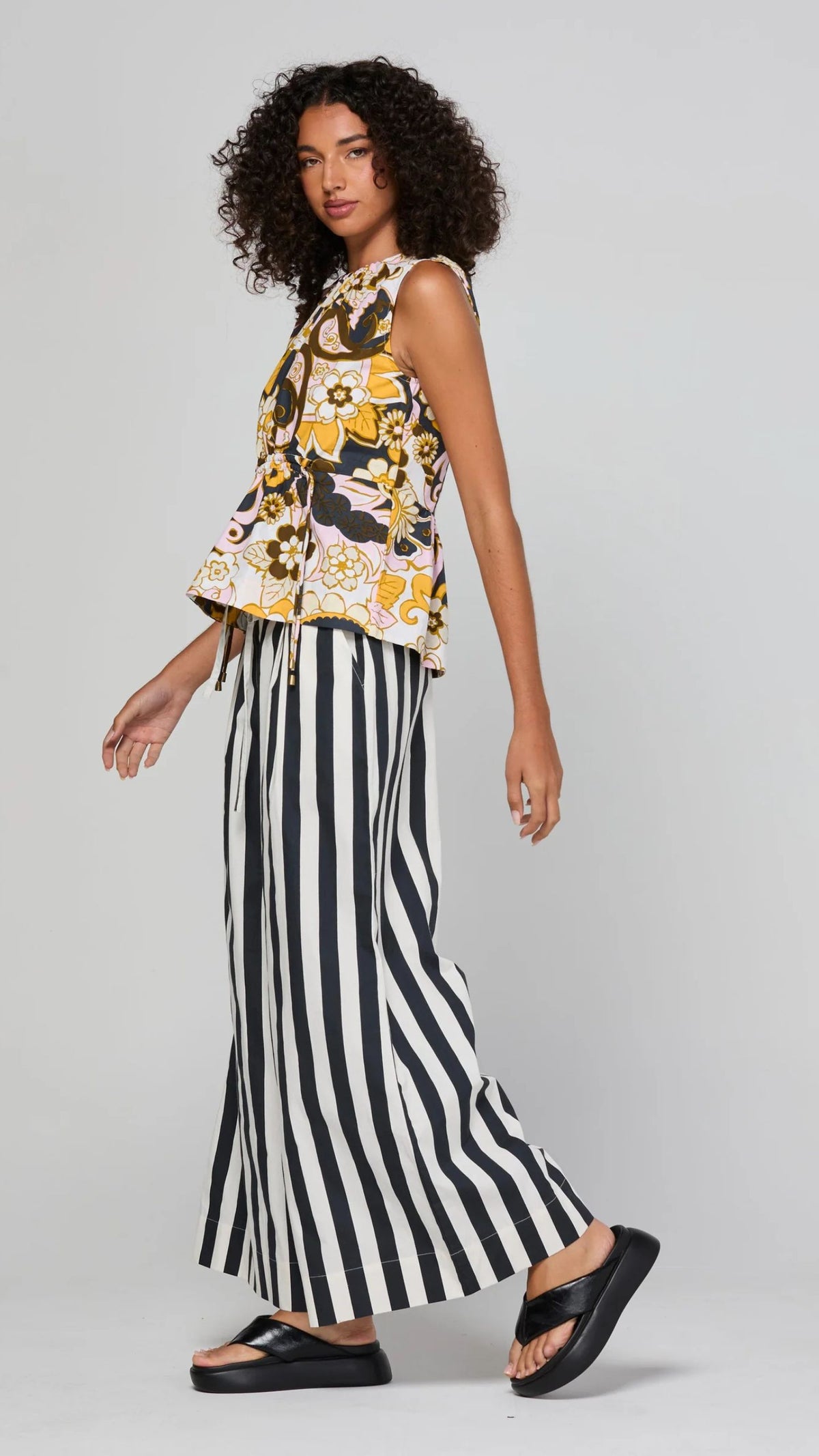 Shiro Pant