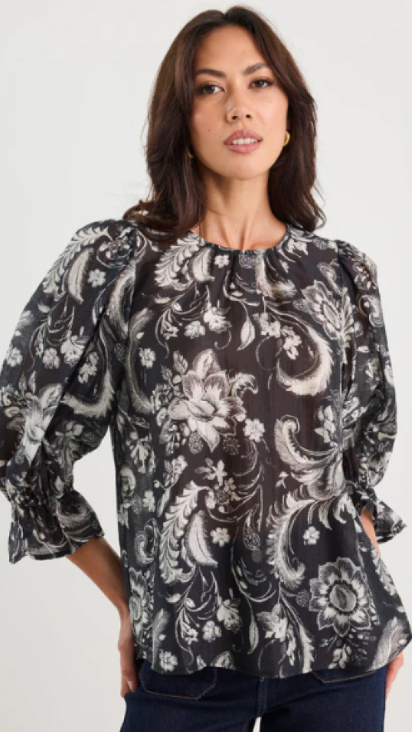 Briefly Frill Sleeve Crew Neck Top