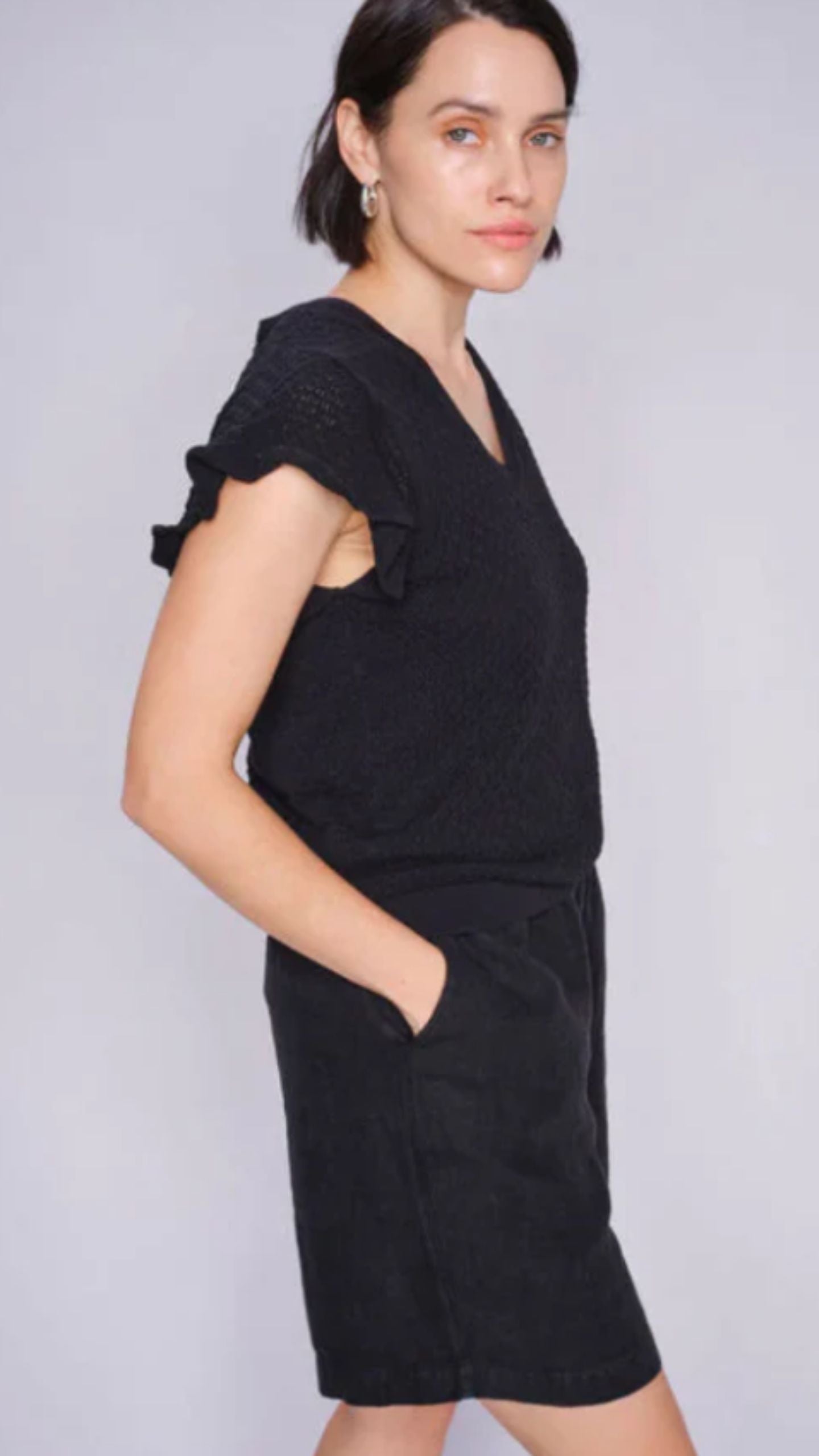 Ele Linen Bermuda Shorts