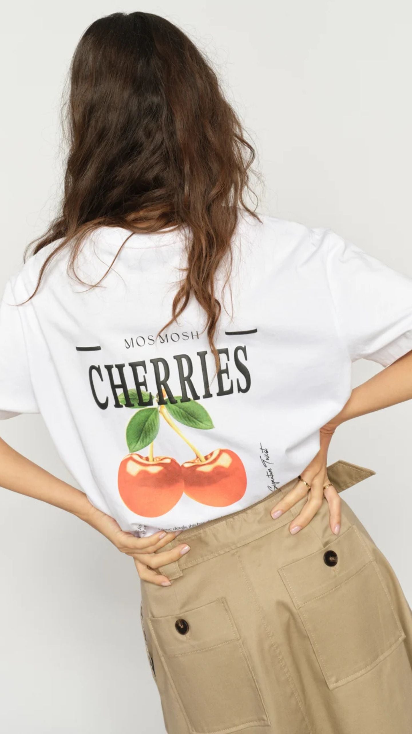Lail O-SS Cherry Tee
