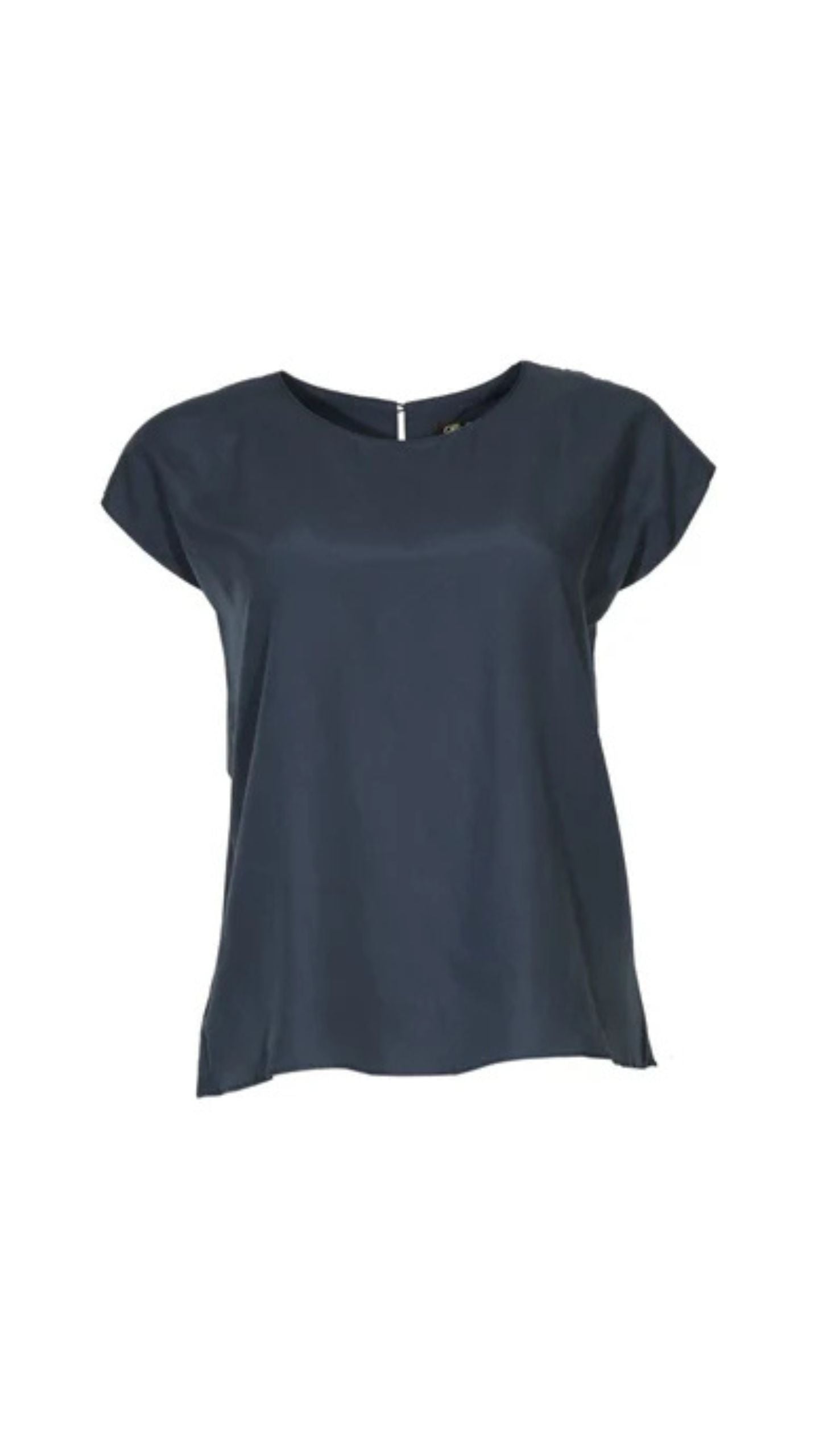 Petra Tee