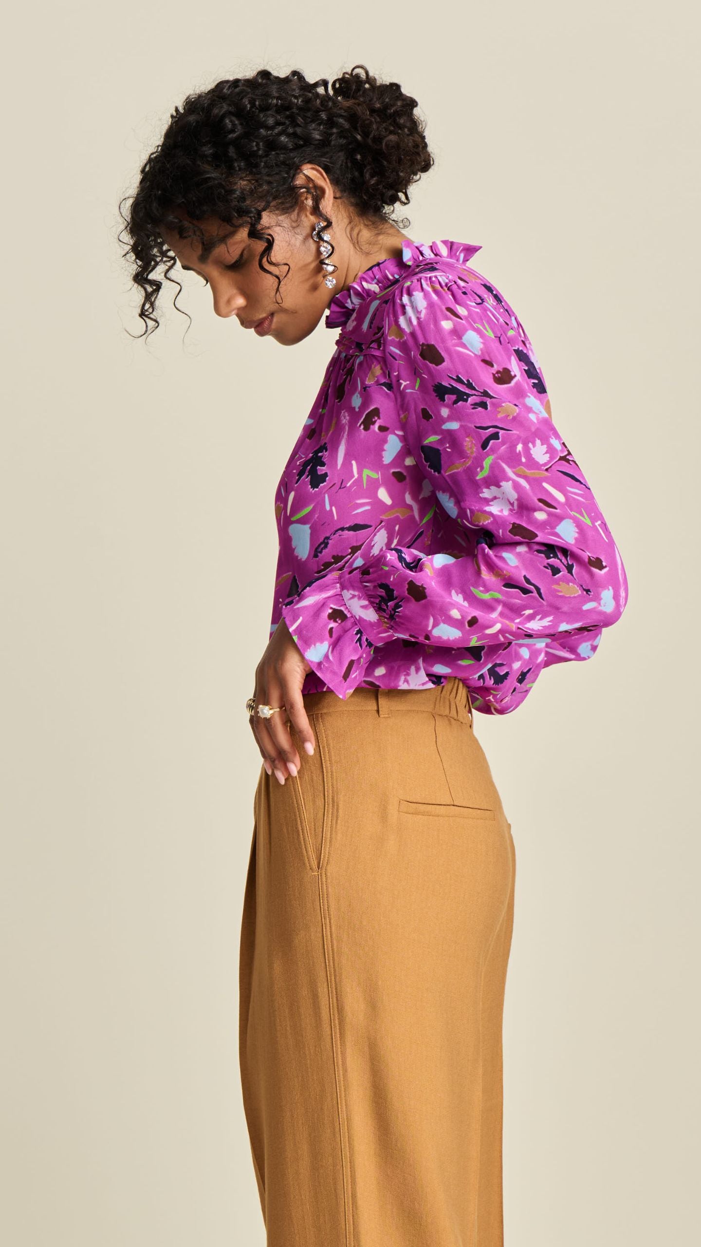 POM Frill neck top