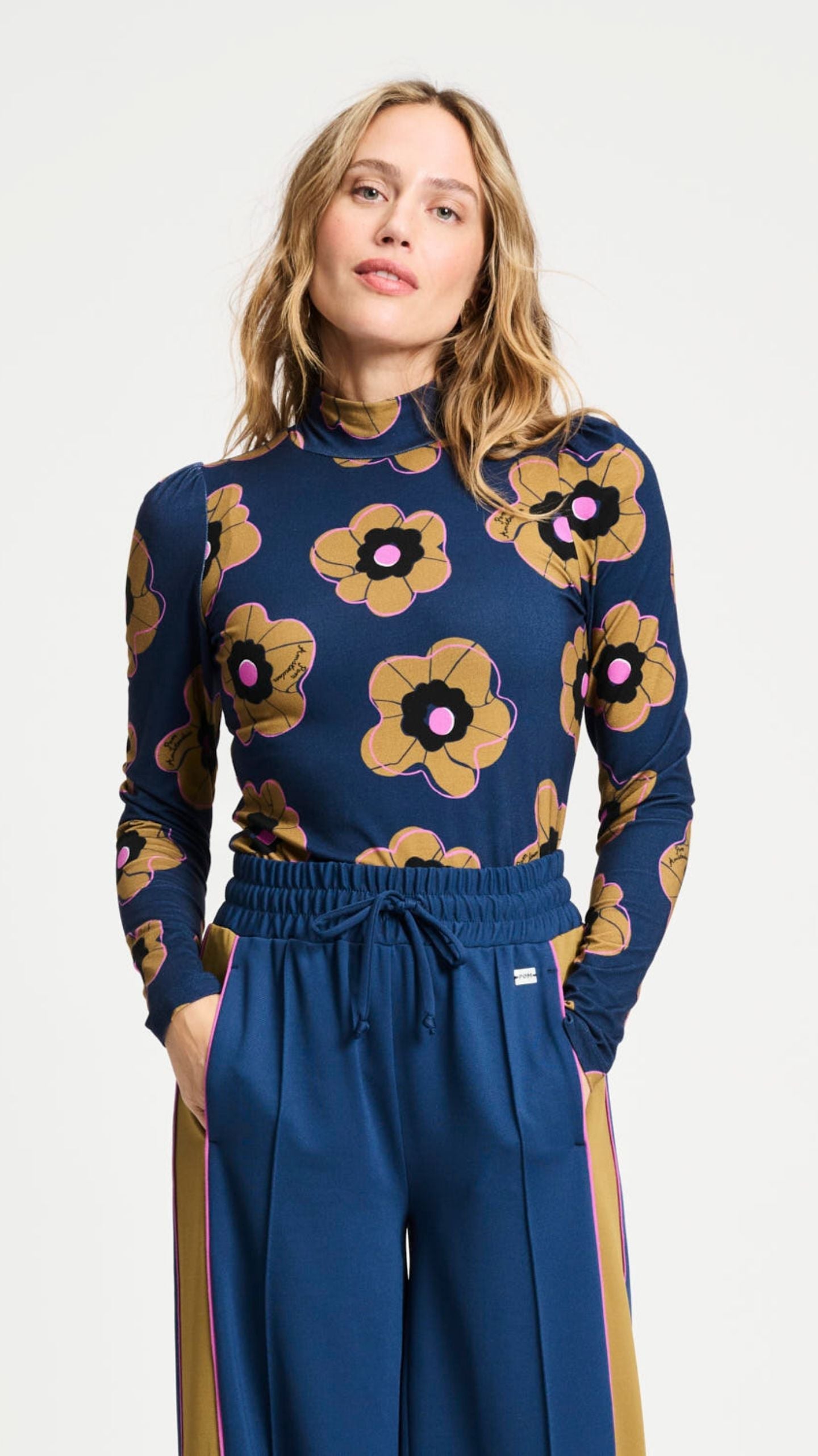 Turtleneck - POM