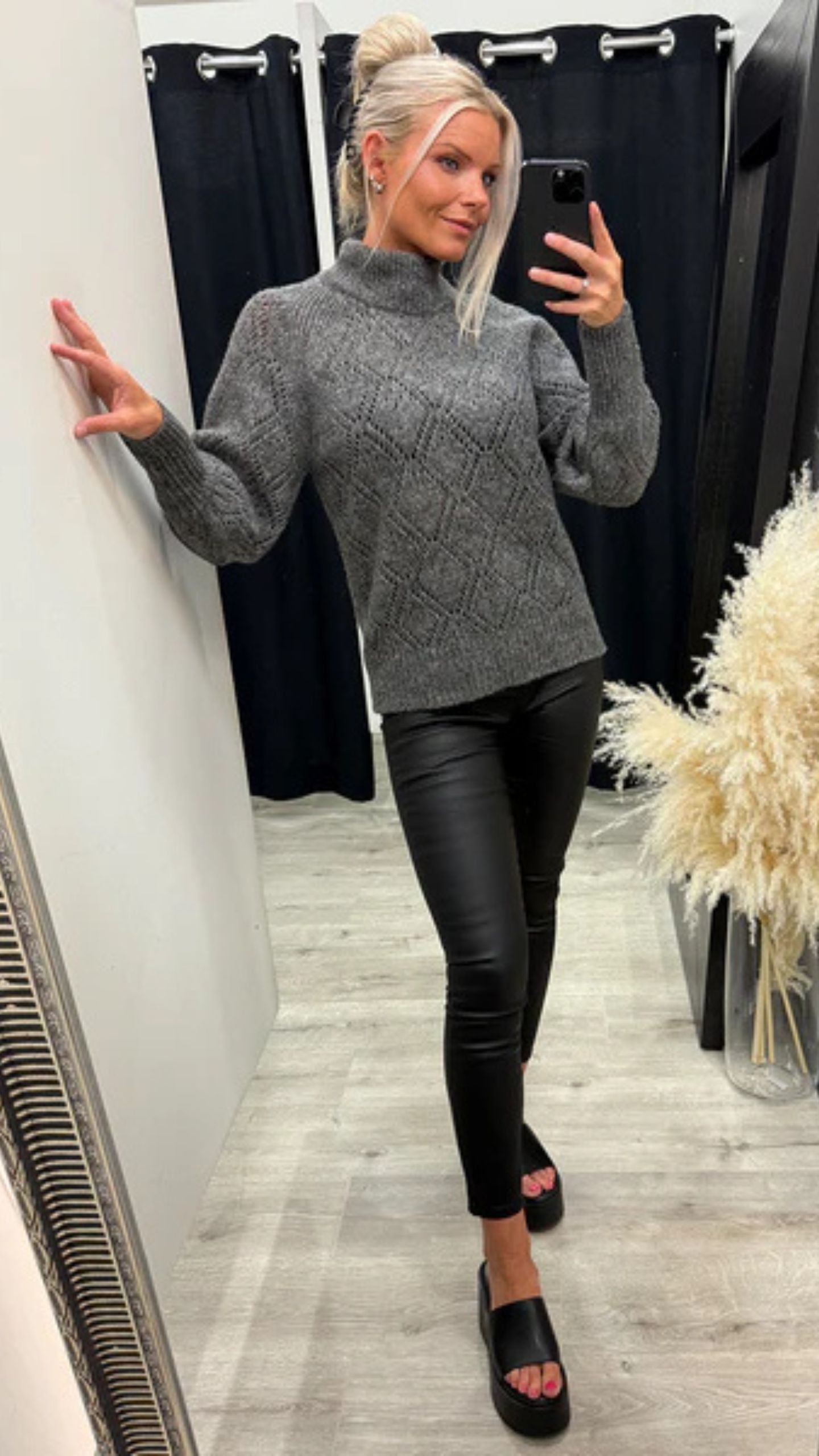 Shaila High Neck Pullover