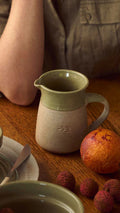 Peppercorn jug