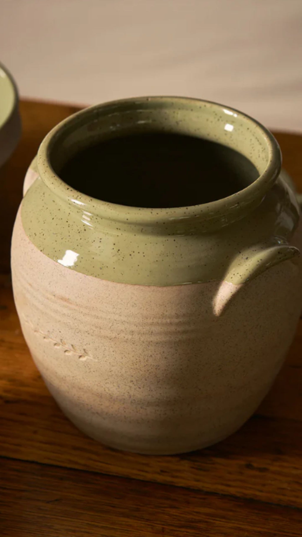 Peppercorn utensil jar