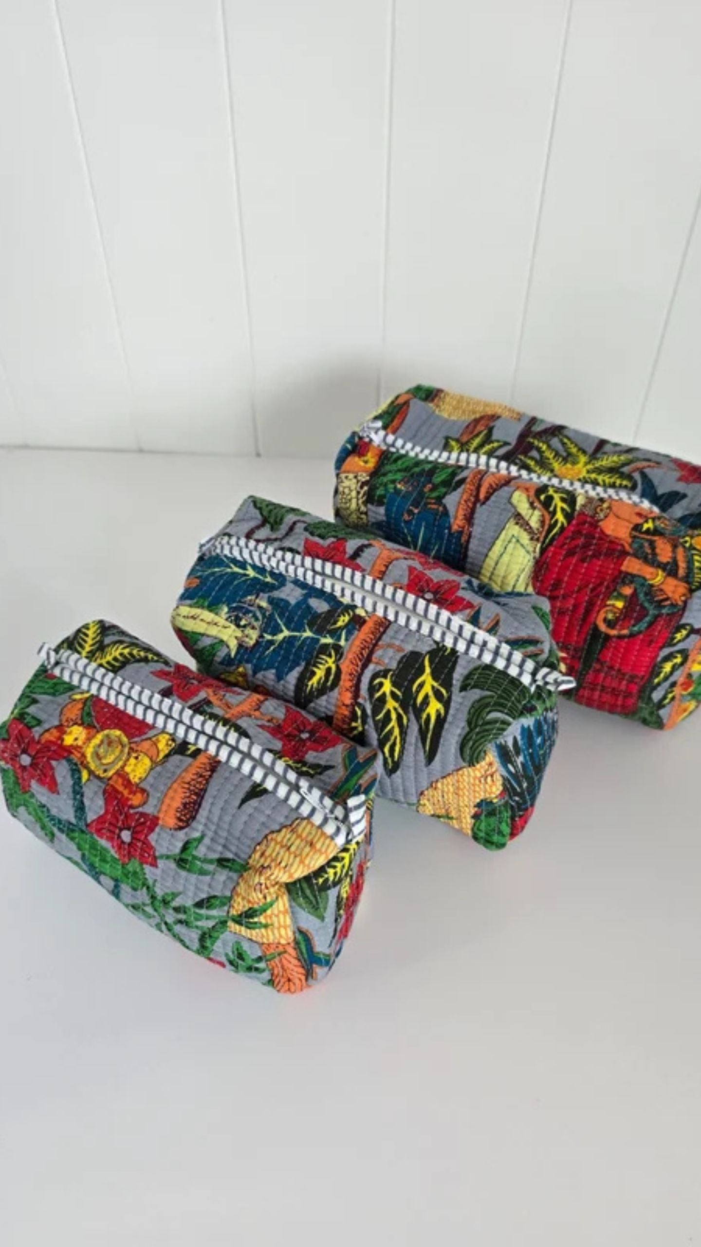 Makeup pouch - Large