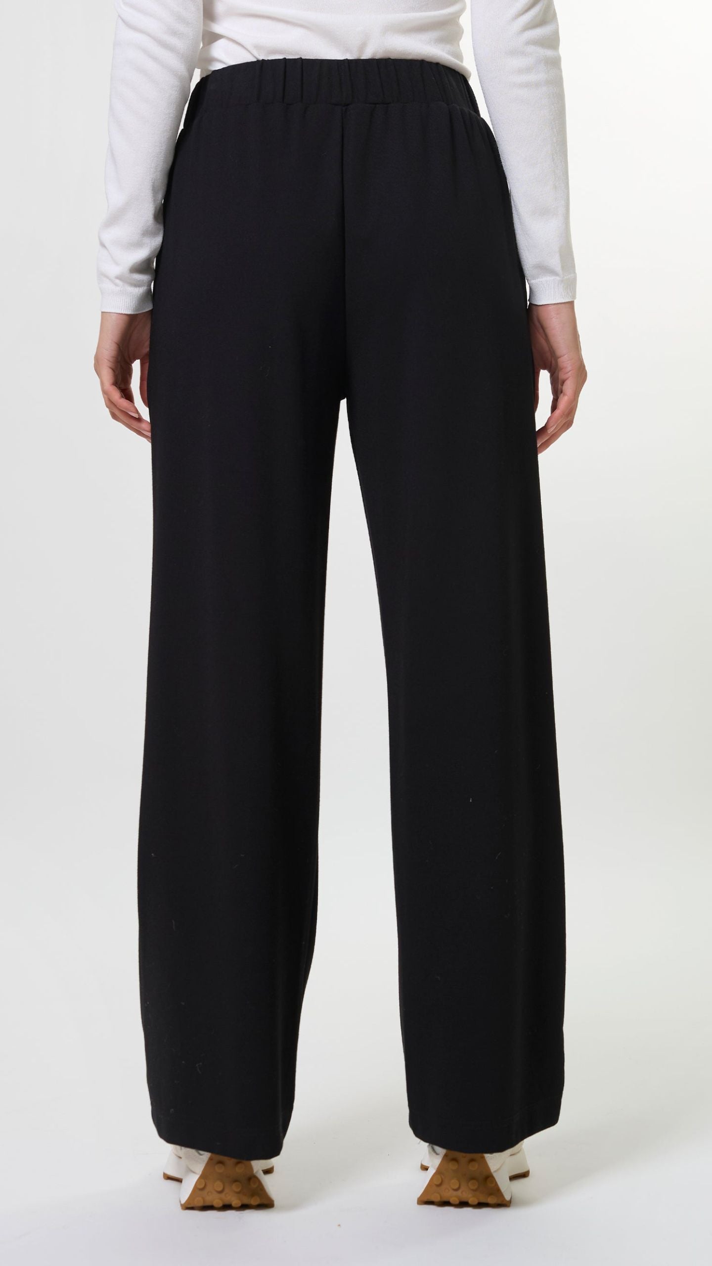 Ria Pant - Stella + Gemma