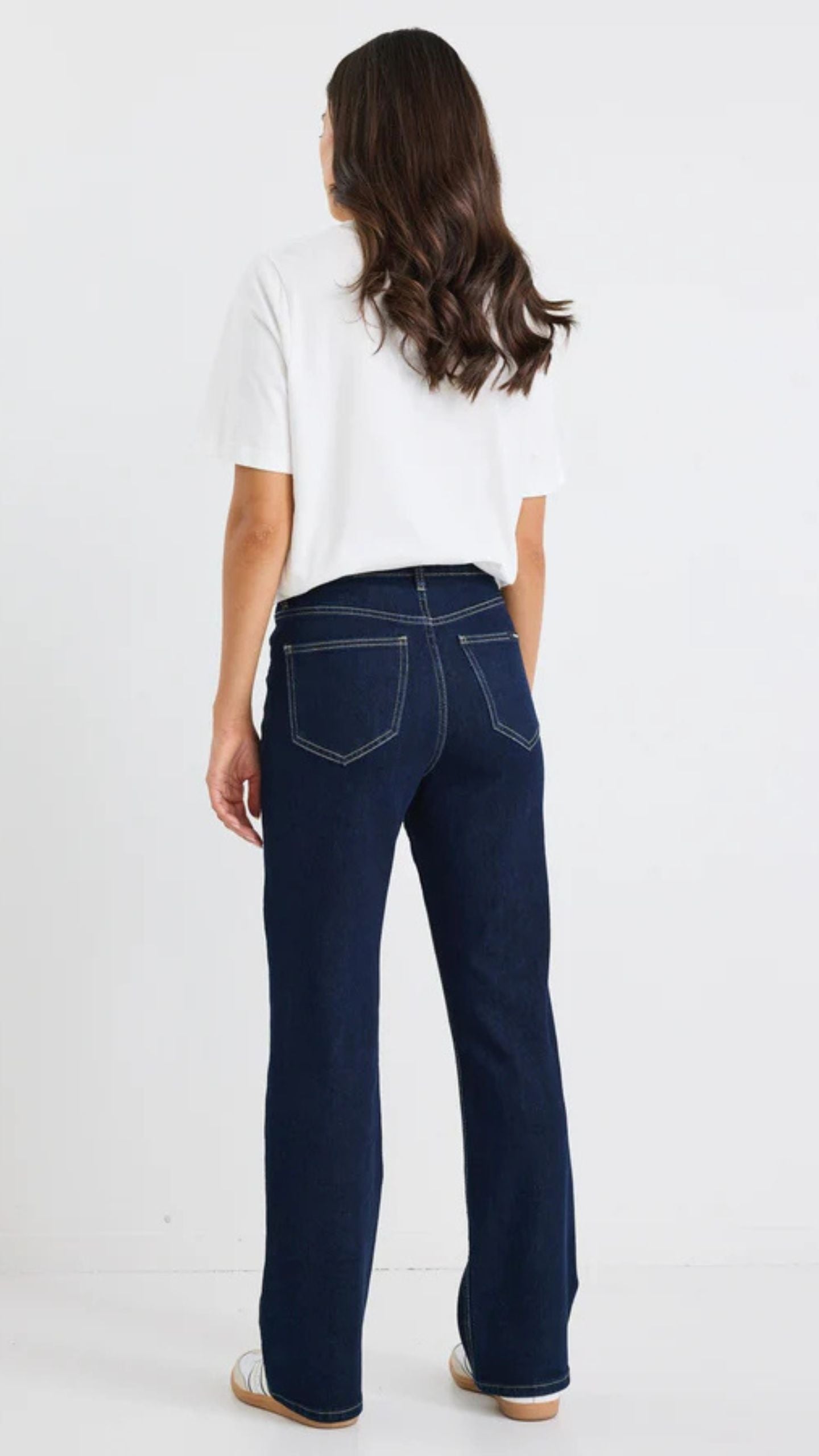 Farah High Rise Soft Flare Jean