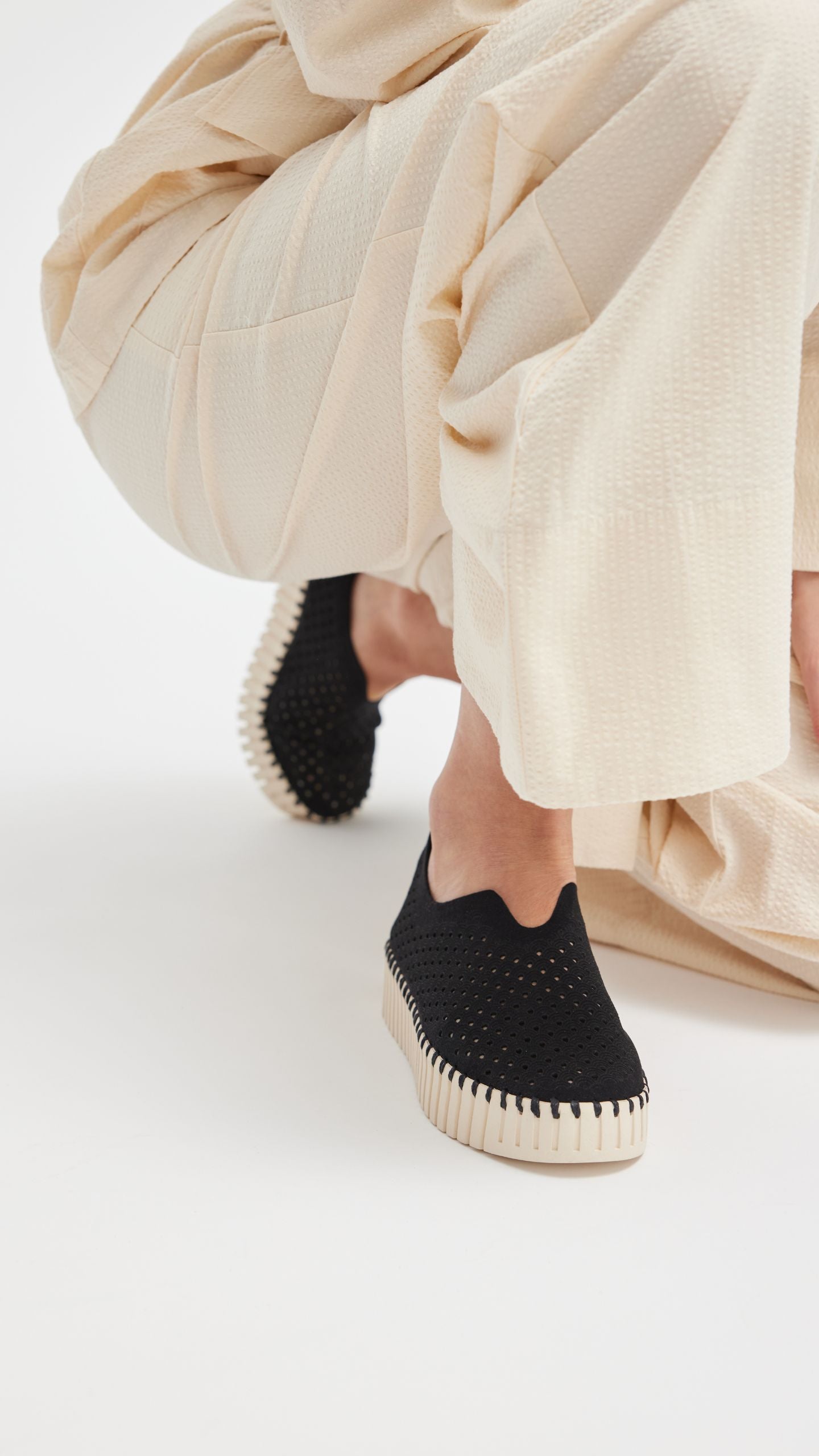 Microfiber Tulip Shoe Low Sole