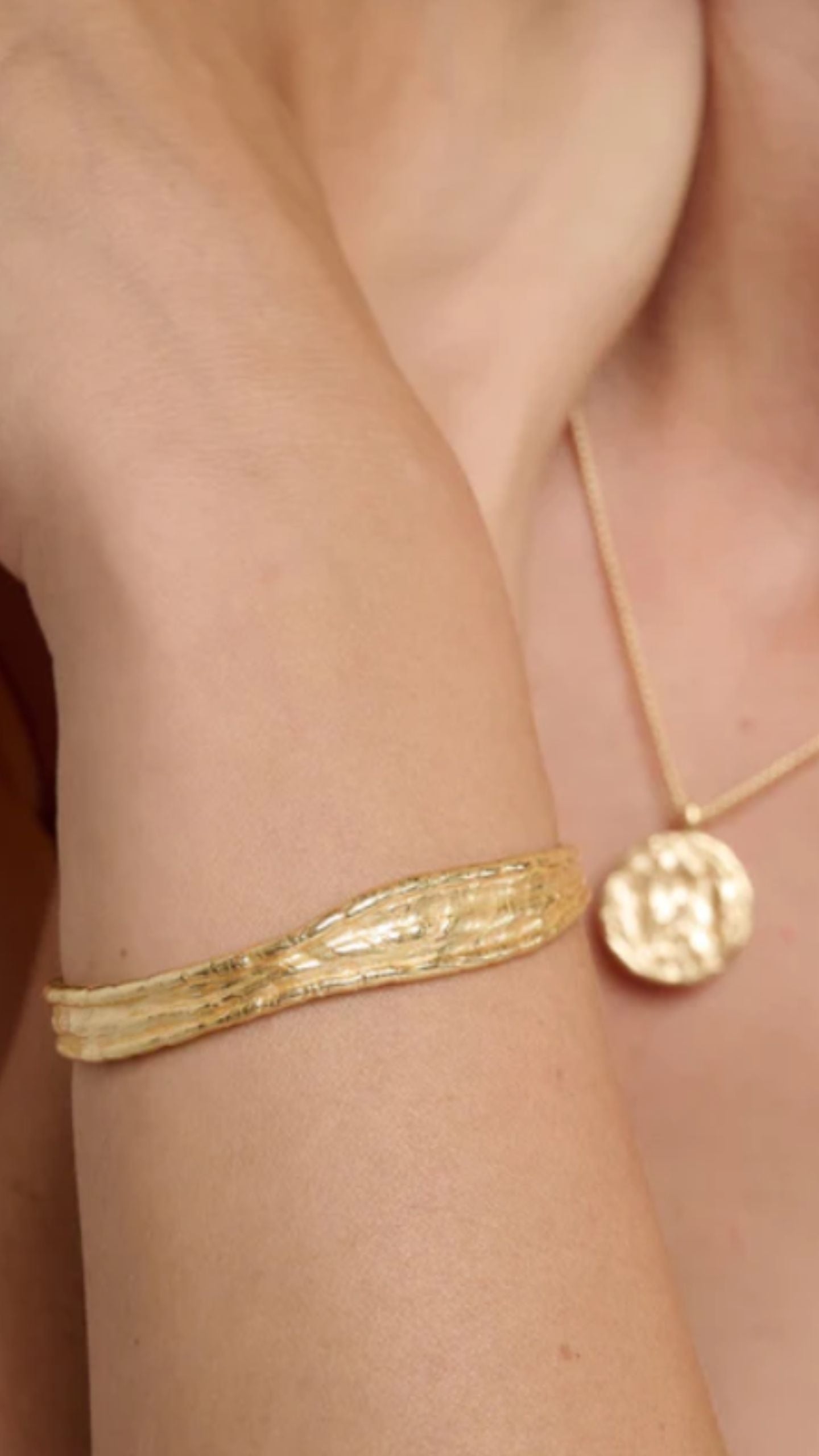 Driftline Bangle